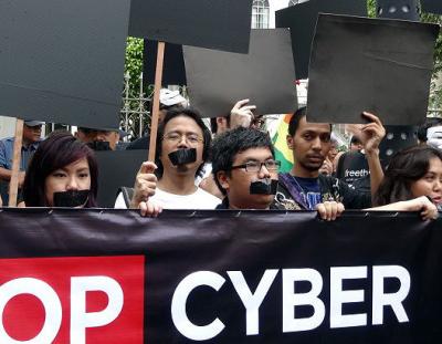  image linking to Philippines : Supreme Court to rule on controversial Cybercrime Prevention Act